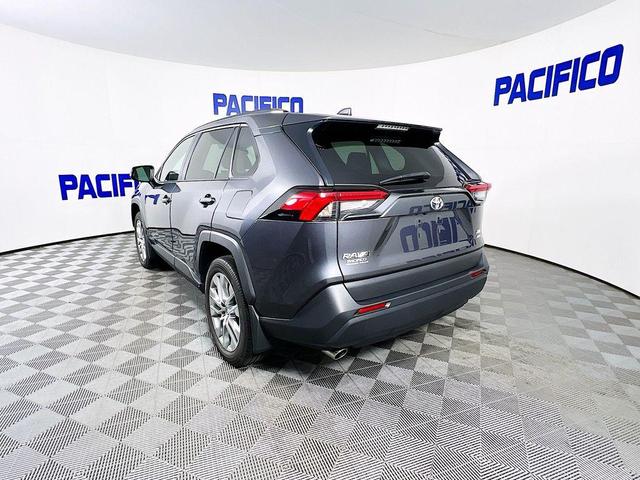 2023 toyota rav4 xle premium