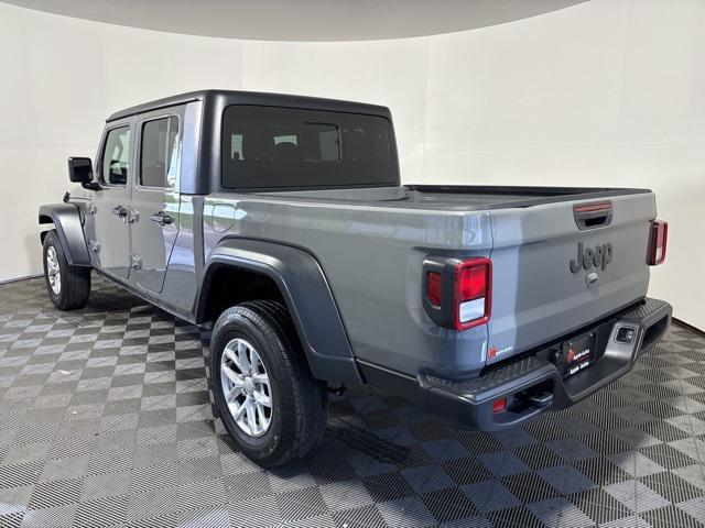 2023 jeep gladiator sport s