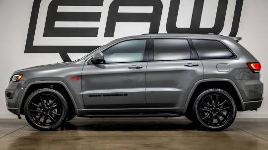 2022 Jeep Grand Cherokee laredo x