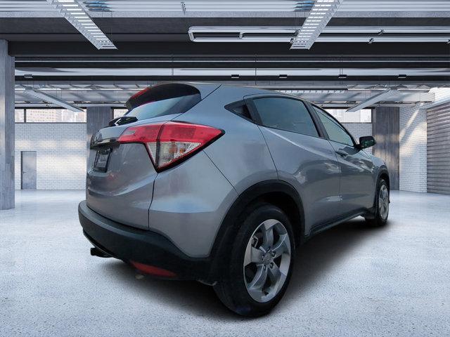 2022 honda hr-v lx