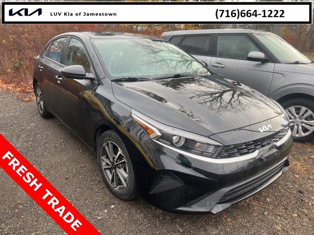 2022 kia forte lxs