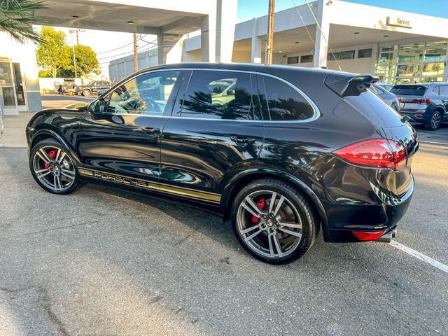 2012 porsche cayenne turbo