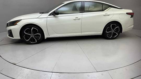 2023 Nissan Altima