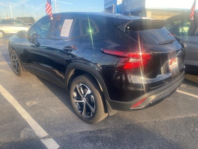 2024 chevrolet trax 1rs
