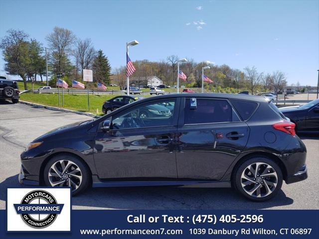2017 toyota corolla im base