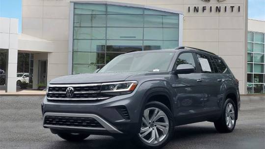 2023 Volkswagen Atlas sel with technology