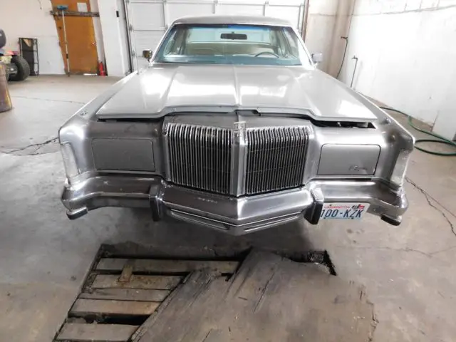 1977 chrysler new yorker brogham 2 door vinyl top