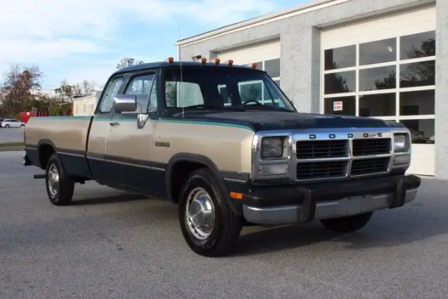1993 dodge d250 ex cab 360 auto 2wd nice truck!