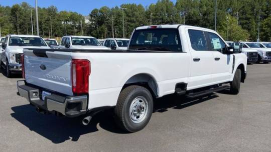 new 2024 ford super duty f-250 xl crew cab 8' box 2wd