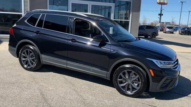 2022 volkswagen tiguan 2.0t se in appleton, wisconsin