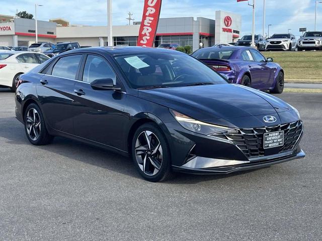 2022 hyundai elantra sel