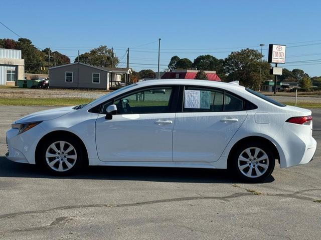 2024 toyota corolla le