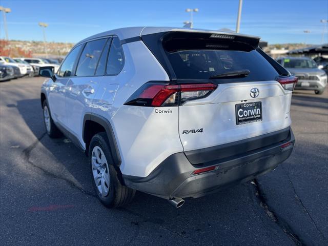 2024 toyota rav4 le