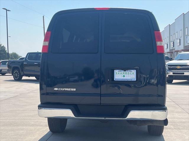 2013 chevrolet express 3500 2lt