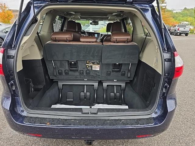 2019 toyota sienna limited premium