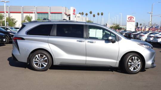 2023 Toyota Sienna