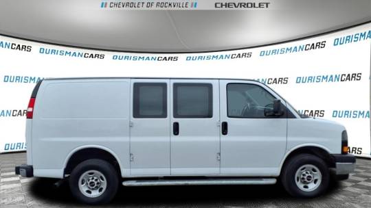2022 GMC Savana