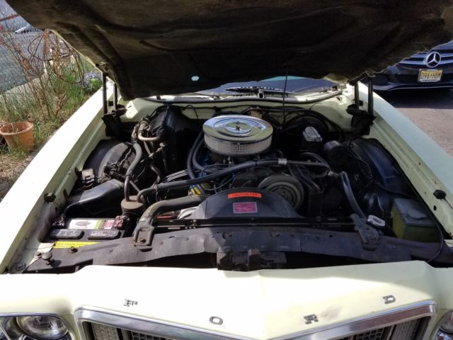 1973 & 1974 ford gran torino