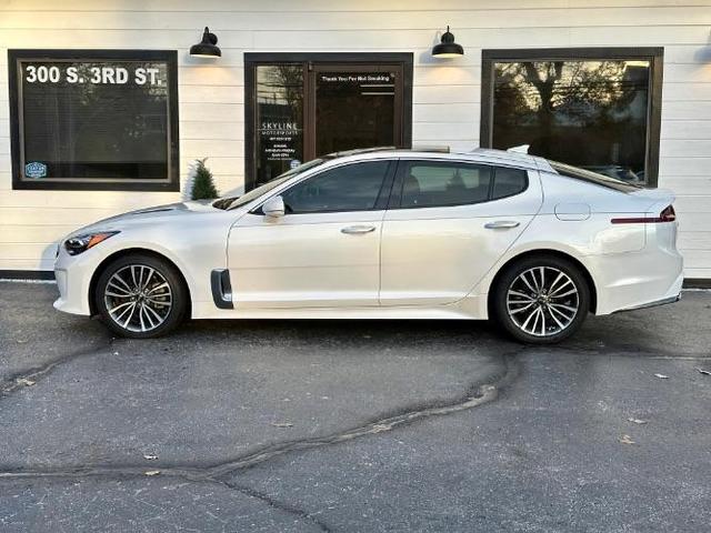 2018 kia stinger premium