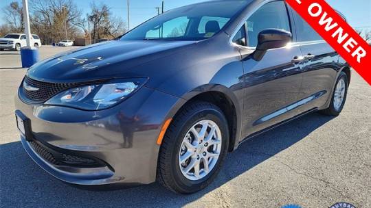 2022 Chrysler Voyager