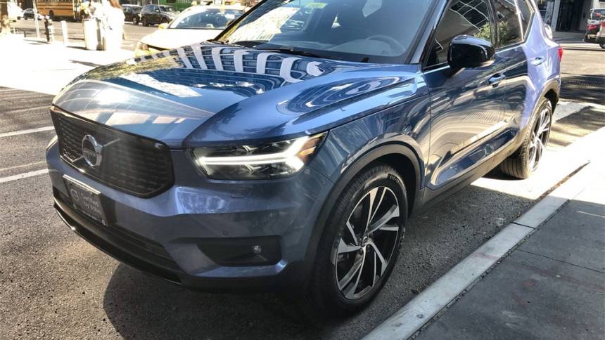 2021 volvo xc40 t5 r-design