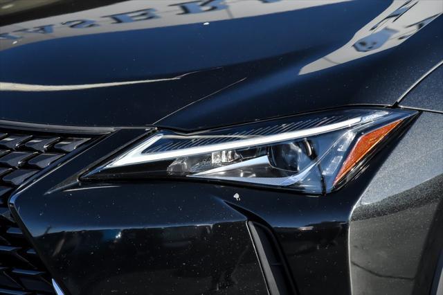 2020 lexus ux 250h base