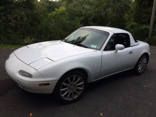 1991 mazda miata mx5 w/ hard top, very low miles