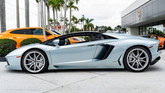 2015 Lamborghini Aventador