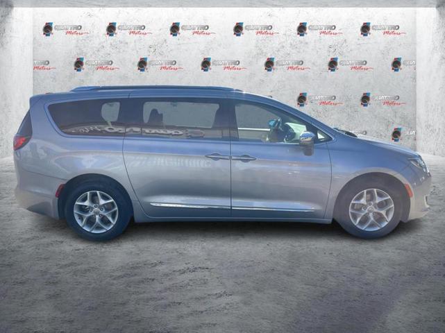 2020 chrysler pacifica limited