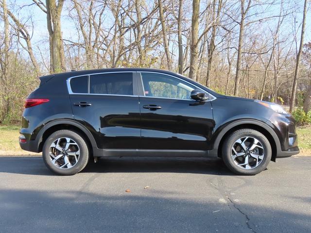 2022 kia sportage lx