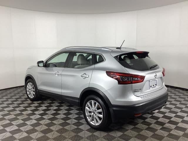 2020 nissan rogue sport sv in grandville, michigan