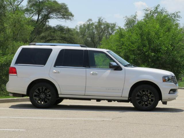 2016 lincoln navigator select