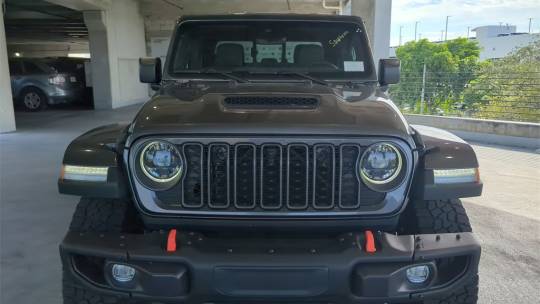 2024 Jeep Gladiator
