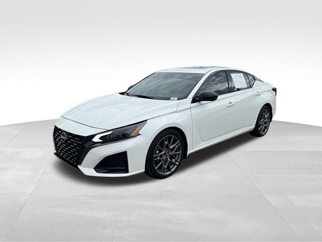 2024 nissan altima 2.0 sr