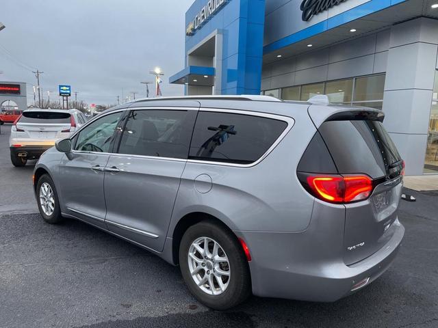 2020 chrysler pacifica touring-l