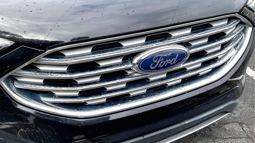 2022 ford edge titanium