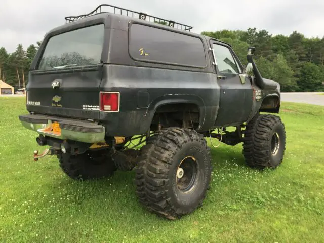 1985 k5 blazer monster truck, 12" lift, fuel injected 383
