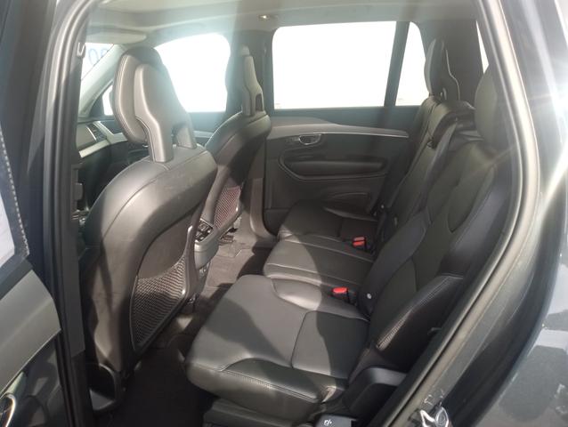 2021 volvo xc90 t5 momentum 7 passenger