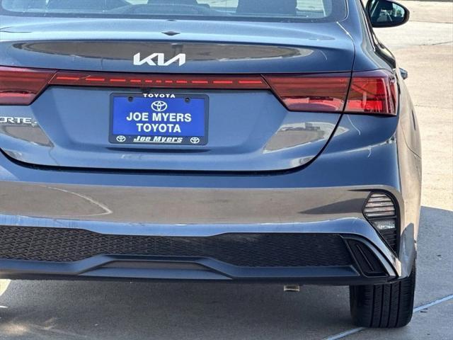 2023 kia forte lxs