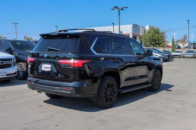 2023 toyota sequoia sr5