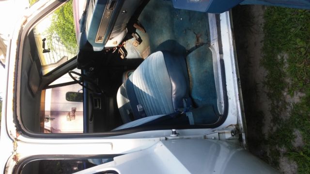 1984 gmc dually 4 door(no reserve)