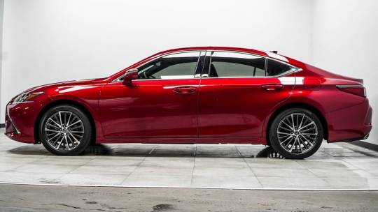 2022 Lexus ES