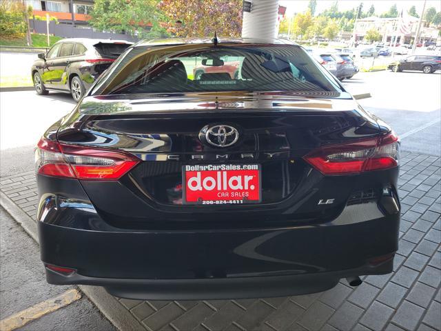 2022 toyota camry le