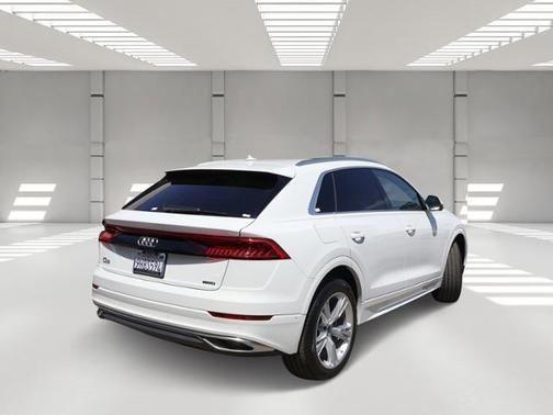 2023 audi q8