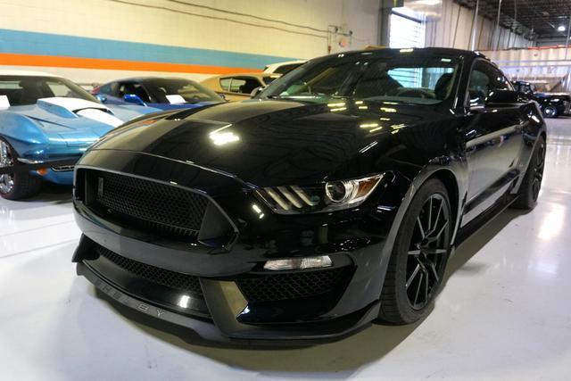2018 ford shelby gt350 base