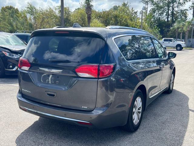 2019 chrysler pacifica touring l