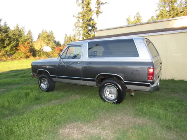 no resever buy now $3800 1985 2 owner rust free 1985 ramcharger 318 auto ac