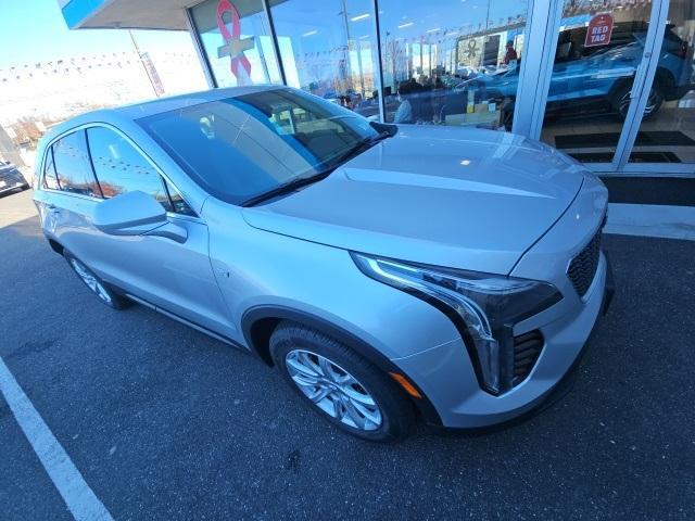 2019 cadillac xt4 luxury