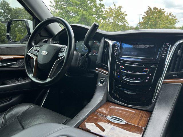 2017 cadillac escalade esv luxury