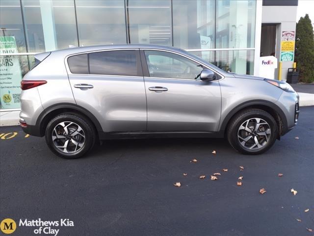 2022 kia sportage lx